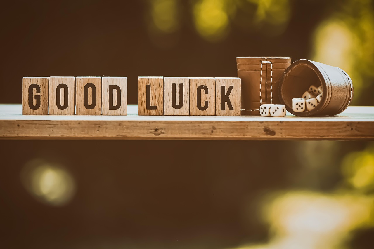 Ilustrasi nilai harapan negatif togel 4D yang menunjukkan margin operator tetap meski memakai rumus