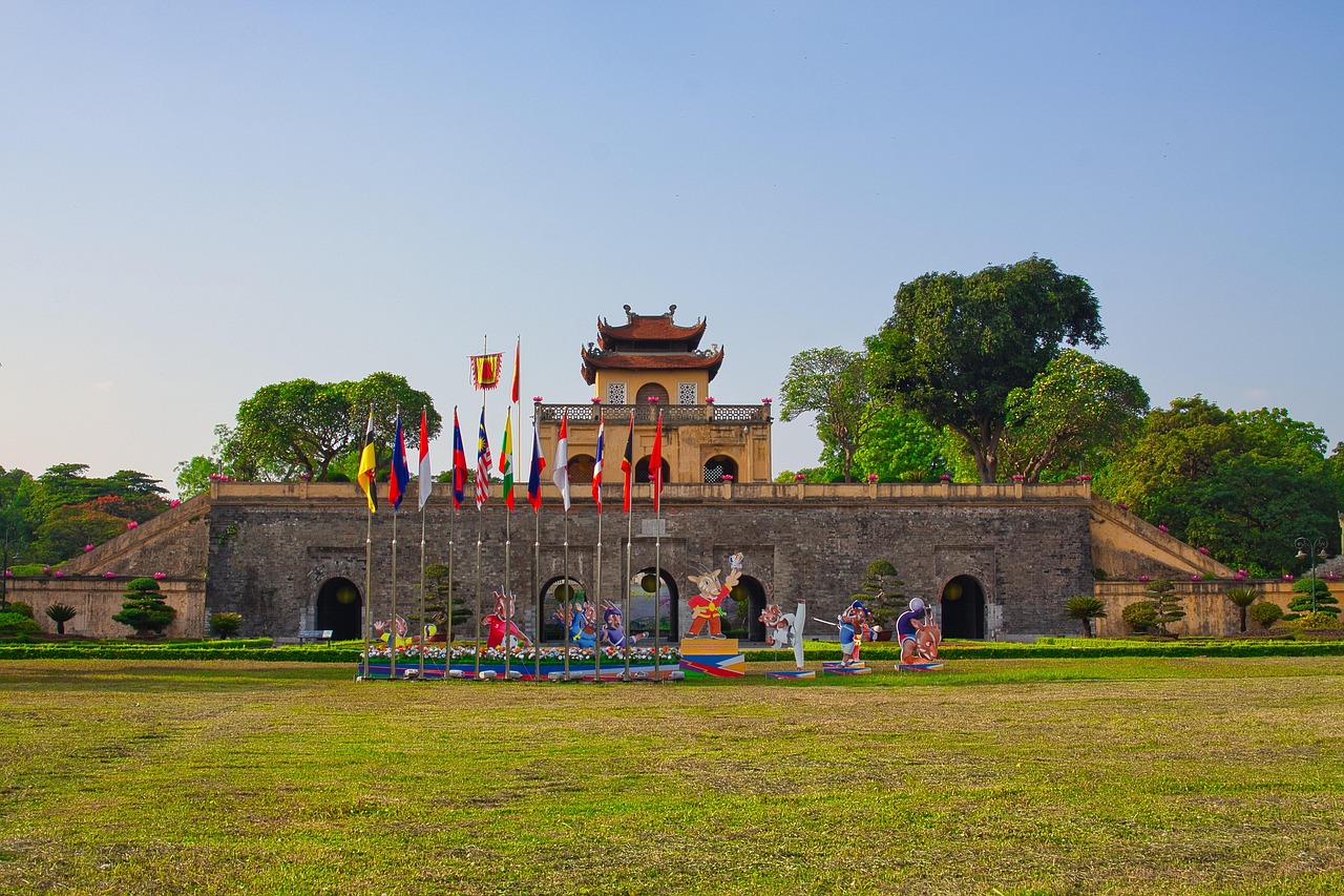 Arsip historis kota Hanoi era 1950-an, konteks sejarah permainan angka Vietnam