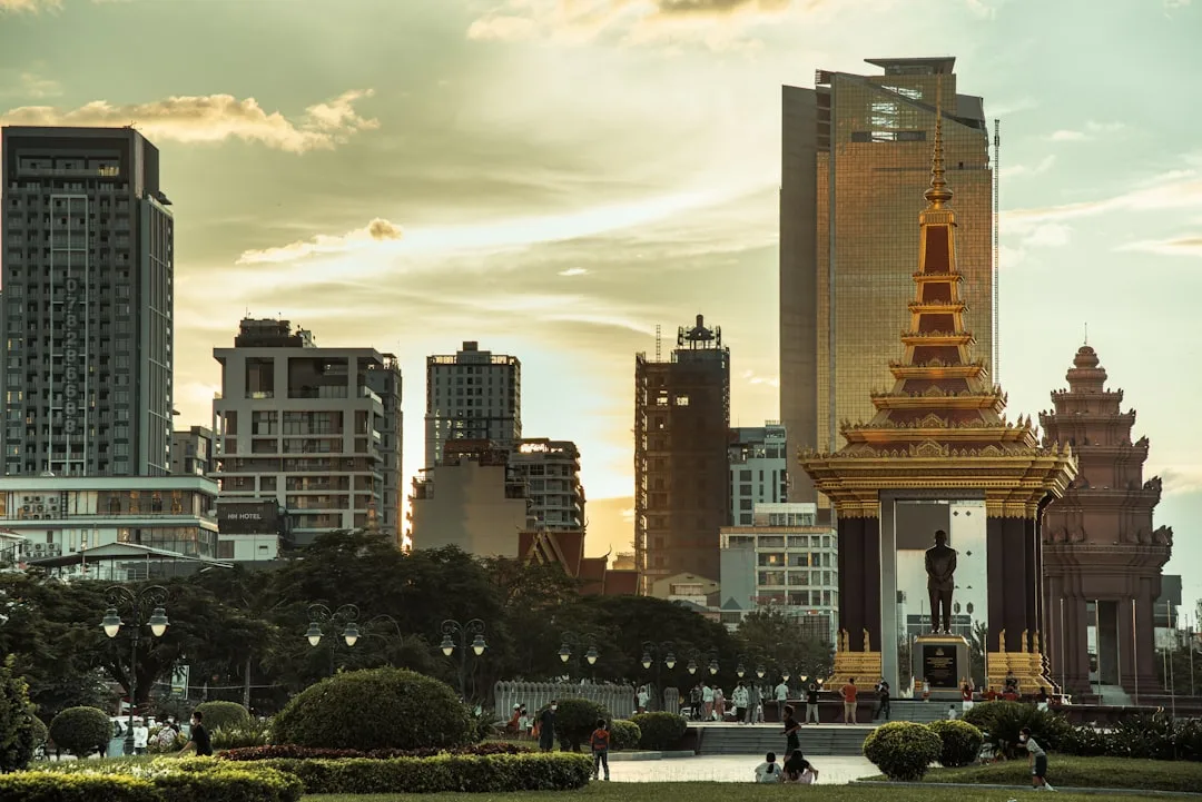 Jadwal draw KHM 4D pagi - Phnom Penh Cambodia cityscape skyline, daily 11:35 WIB